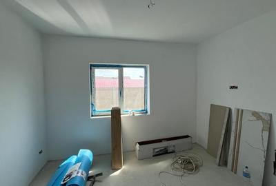 Duplex cu 3 camere cu Canalizare în Moșnița Veche - 6