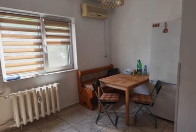 Apartament cu 2 camere decomandat, mobilat în 13 Septembrie - 4