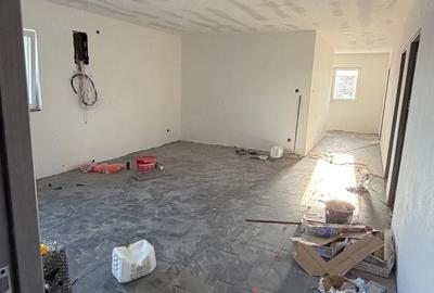 Spațiu comercial, de 220 mp, în Central - 3