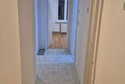 Apartament cu 3 camere decomandat în Central - 4