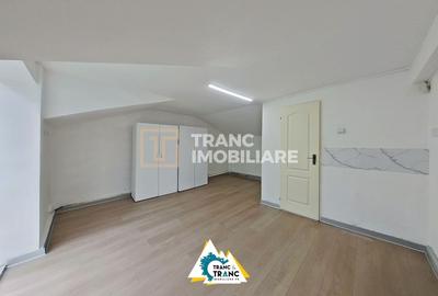 Casă cu 4 camere cu Canalizare în Aurel Vlaicu - 1