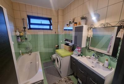 Apartament de vanzare, cu 2 camere, decomandat, 62 mp, zona Ford - 10