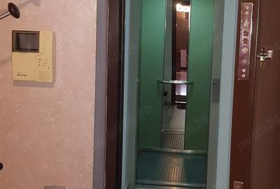 Apartament cu 3 camere în Central - 1