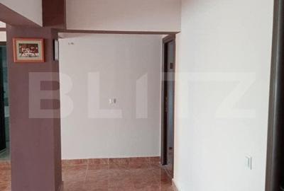 Apartament 4 camere ,decomandat, 90 mp , Micro 17 - 8