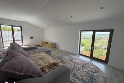 Casă cu 5 camere cu Teren 1175 Mp în Central - 6
