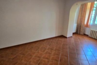 2 camere de vanzare , etaj superior, central  Focsani - 24