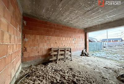 OPORTUNITATE - Casa individuala la rosu, teren de 851 mp in Peciu Nou - 13