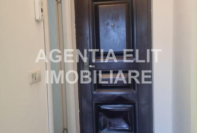 Garsonieră decomandată în Central - 4