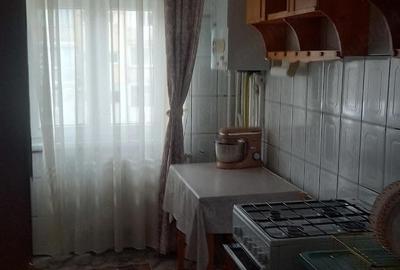 Apartament cu 4 camere decomandat în Burdujeni - 1