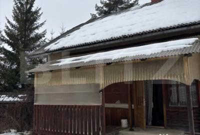 Casă cu 4 camere cu Teren 1170 Mp în Central - 12