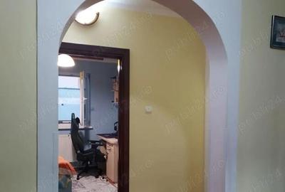 Apartament cu 3 Camere Decomandate Zona George Enescu - 7