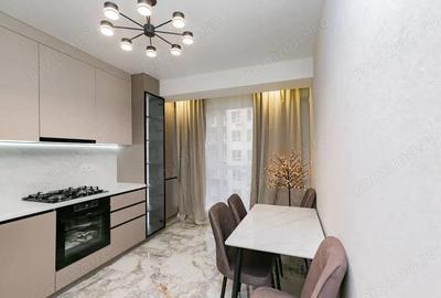 Garsonieră decomandată în Titan