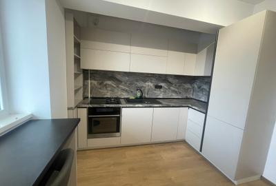 Apartament cu 2 camere decomandat, mobilat în Tractorul - 5