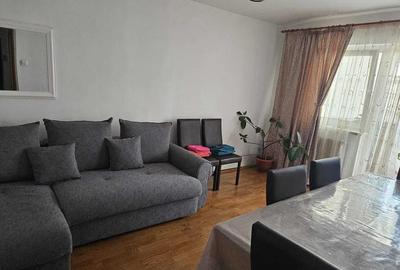 Apartament cu 3 camere decomandat, mobilat în Scriitorilor