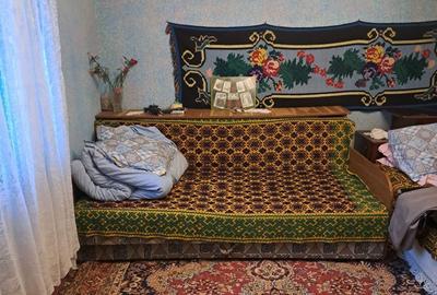 Casă cu 4 camere în Nicolae Bălcescu - 2