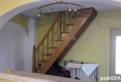 Casă individuală cu 5 camere cu Canalizare în Central - 4