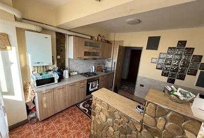 Apartament 3 Camere Decomandat  Langa Palas Mall, Zona Podu Ros - 2