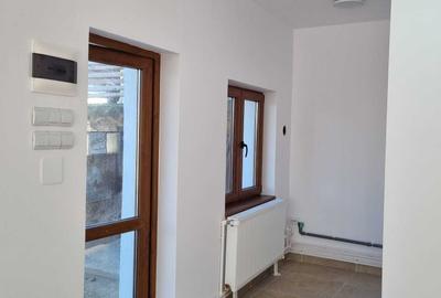 Spațiu comercial, de 52 mp, în Crevedia - 14