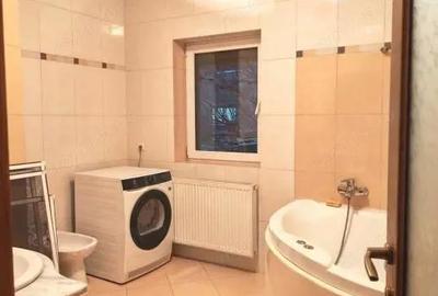 Apartament cu 4 camere decomandat în Central - 7