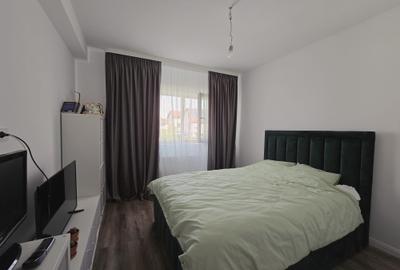 Duplex cu perete dublu- 4 camere - 2 bai - apa curenta - canalizare - pod - 8