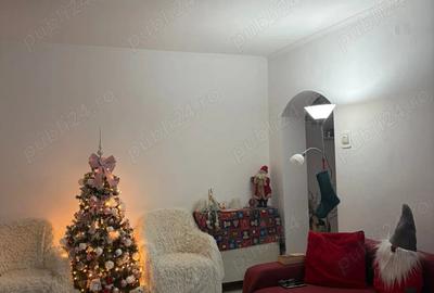 Apartament cu 3 camere semidecomandat în Nord - 1