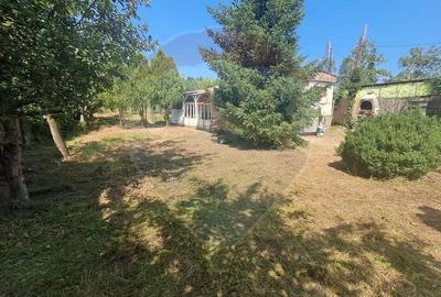 Teren Construcții intravilan de 2080 mp, în Mofleni - 3