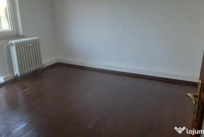 Apartament cu 3 camere decomandat în Central - 15