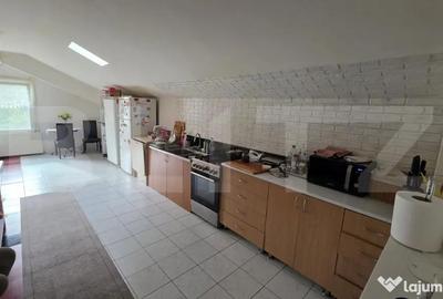 Spațiu comercial, de 308 mp, în Central - 7