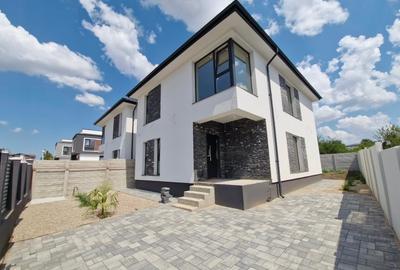 Vila lux, str Pădurii-Lebada, 5 camere, 3 bai, curent 380 kw, COMISION  0padurii - 14