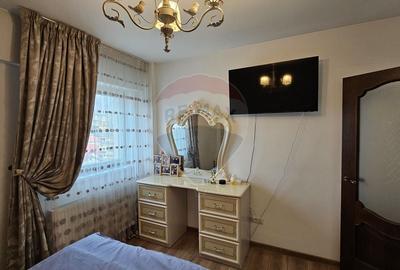 Apartament cu 3 camere decomandat, mobilat în Burdujeni - 24