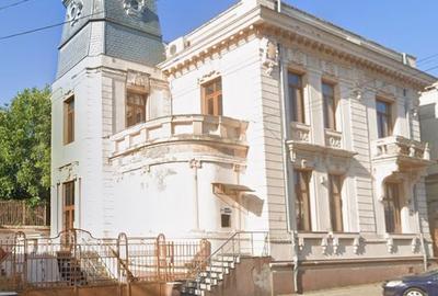 Birou, 742 mp în Central - 1