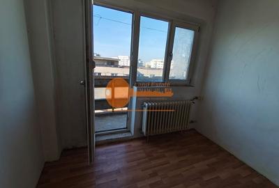 Garsoniera Gorjului-Bloc mixt(200 m metrou-1981) - 5