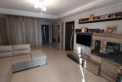 Casă cu 2 camere în 23 August - 6