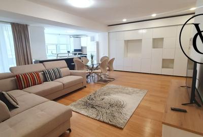 Apartament cu 3 camere decomandat, mobilat în Central