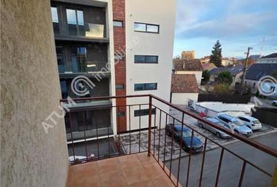Apartament cu 3 camere decomandat, mobilat în Central - 4