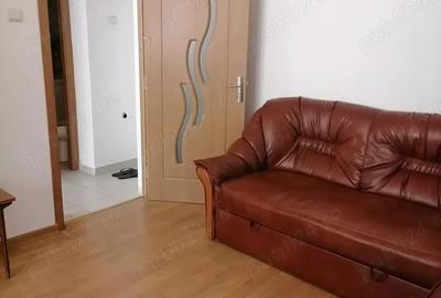 Centru semidecomandat mobilat