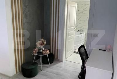 Apartament de vanzare, cu 3 camere decomandat, zona Valea Lupului! - 12