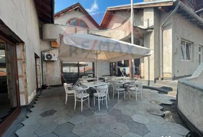 Apartament cu 4 camere decomandat în Orașul de Jos - 8