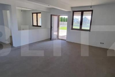 Casă cu 4 camere cu Teren 960 Mp în Central