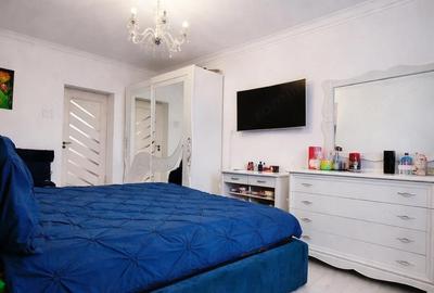 Apartament cu 3 camere semidecomandat în Central - 3