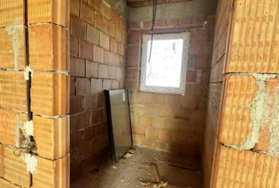 Casă cu 4 camere cu Teren 420 Mp în Săsar - 9