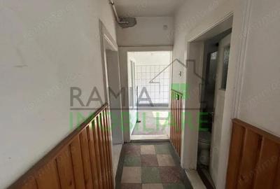 Casa cu 2 apartamente si teren generos-zona centrala, potential excelent! - 4