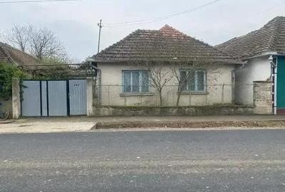 Casă cu Teren 1000 Mp în Căuașd - 5