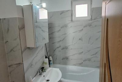 Apartament cu 3 camere decomandat în Dărmănești - 6