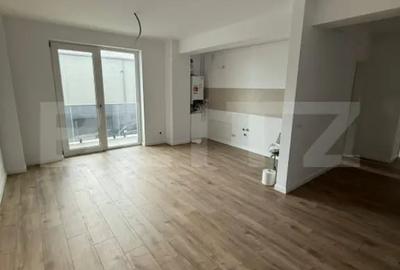 Apartament cu 3 camere decomandat în Sud