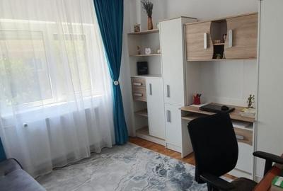 Apartament cu 3 camere semidecomandat în Micălaca - 8