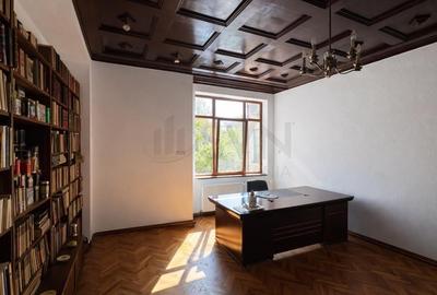 Apartament cu 3 camere decomandat în Ferdinand
