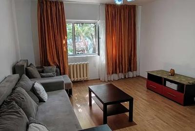 Apartament cu 3 camere, mobilat în 13 Septembrie