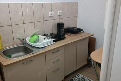 Inchiriez apartament zona Circumvalatiunii - 9