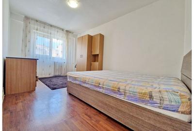 De Vanzare! Apartament 3 camere decomandat- str Zorilor - 7